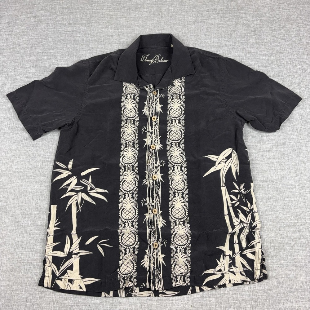 Tommy Bahama Shirt Mens Medium Black Silk Pineapple Bamboo Hawaiian Button Up